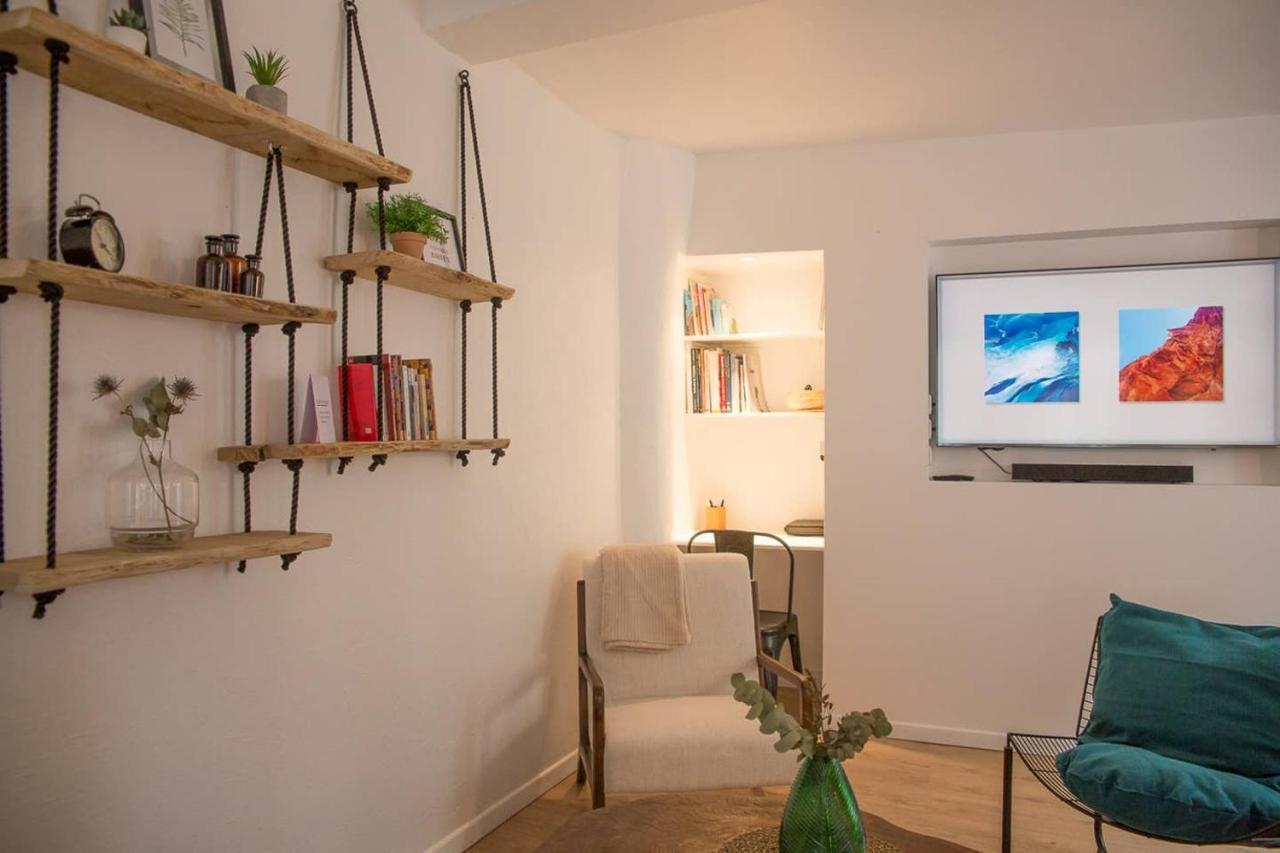 Freedom Grand Triplex Lumineux Decoration Contemporaine - Plein Centre Historique Bayeux - Parking Gratuit A Proximite Proche Commerces Restaurants - Plages Du Debarquement ภายนอก รูปภาพ